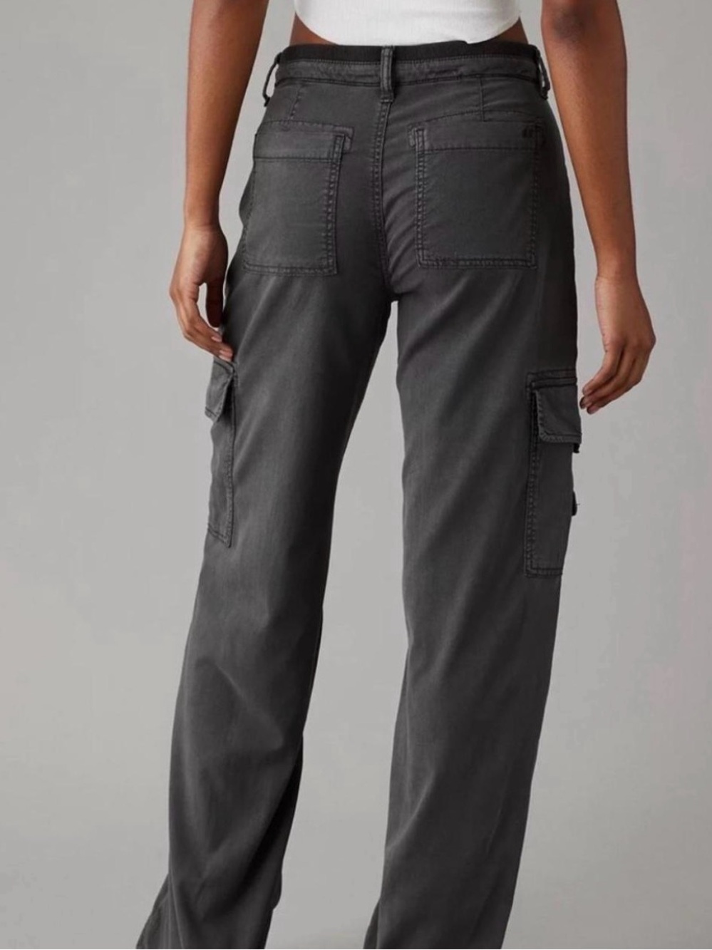 American Eagle Outfitters Wide-Leg Cargo Pants in Charcoal Gray - Picture 3 of 13